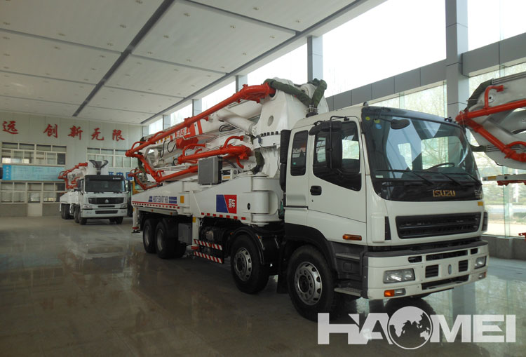 concrete pump truck cost