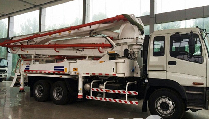 concrete pump truck sizes