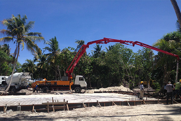 concrete pump truck